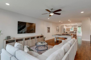 Unforgettable Townhome-Close to Broadway-10 Beds!